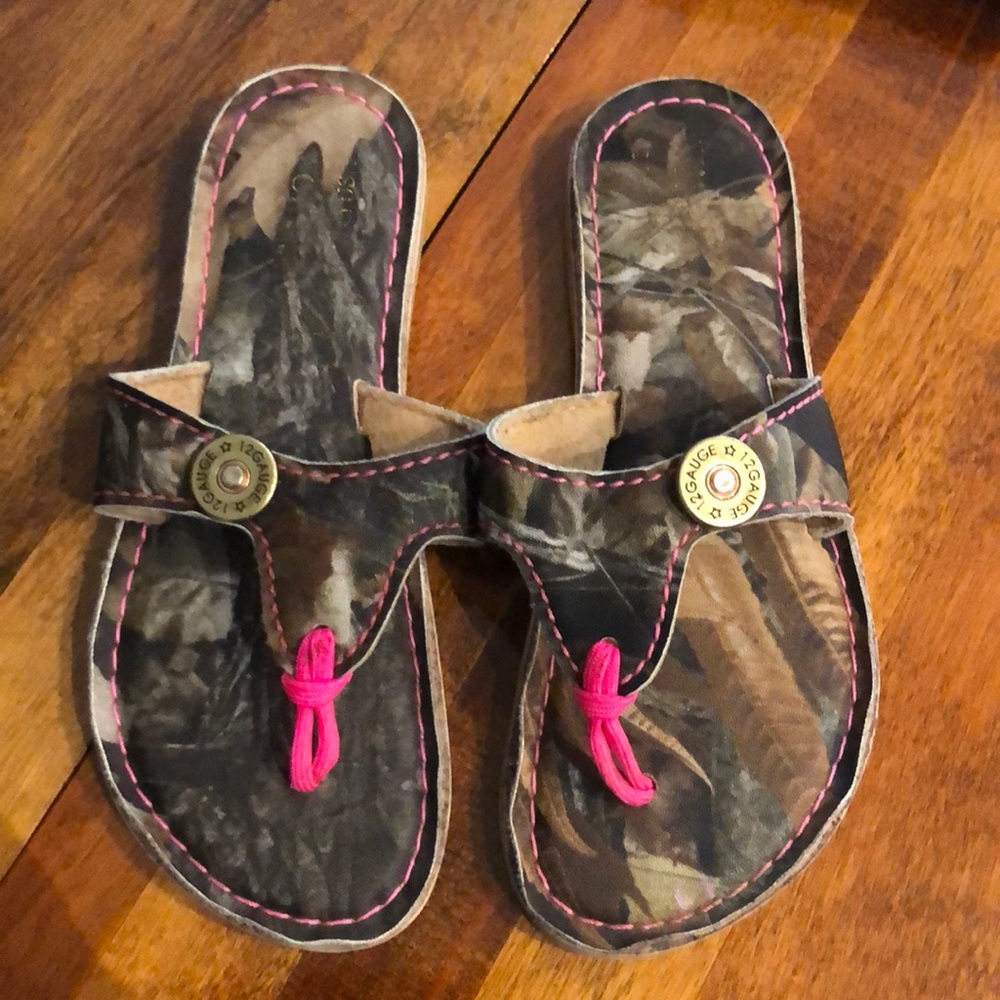 Camp flip flops,size 7